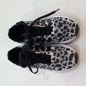 Women's Sneakers